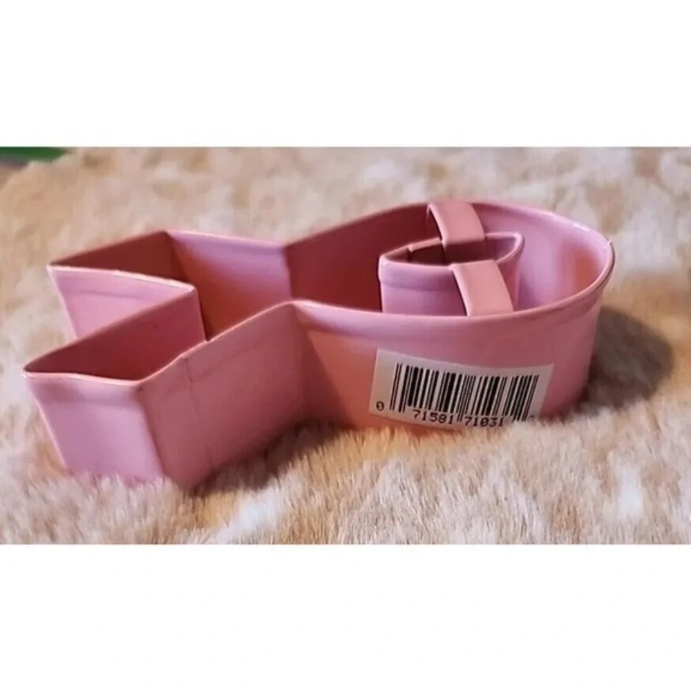 Ribbon Shaped 3.75‎ Inch Cookie Cutter